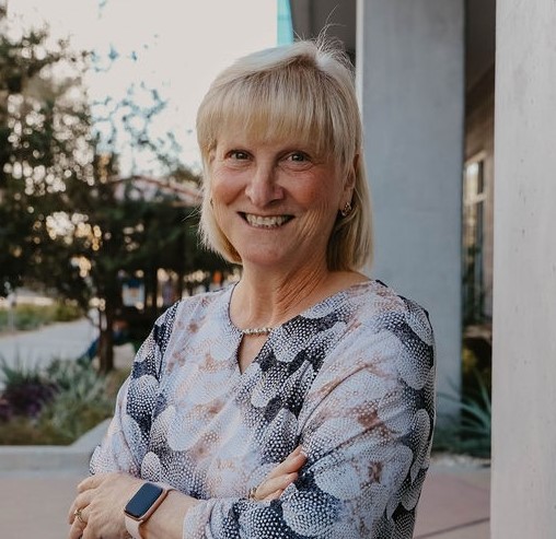 Jana Dreyzehner, MD